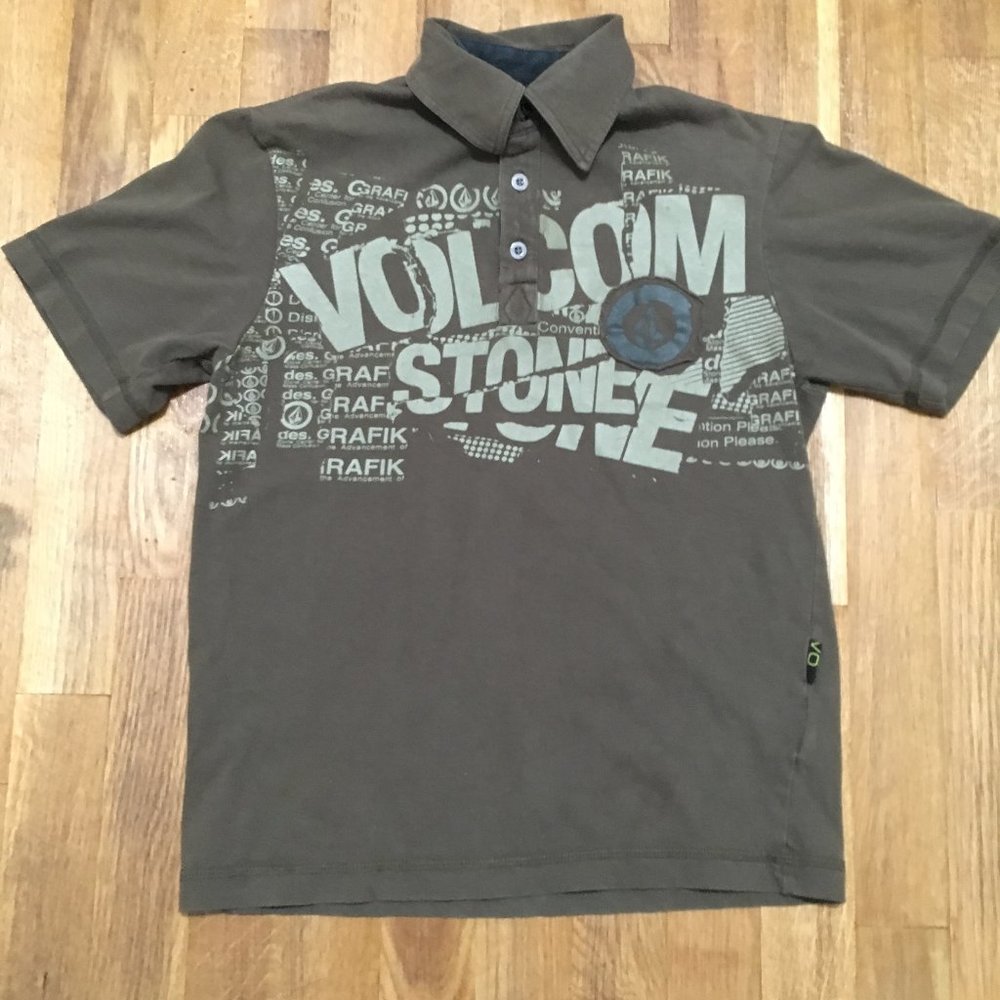 Boys Volcom collard Tshirt